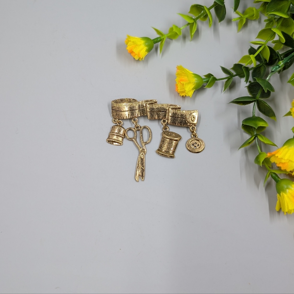 Cute Seamstress Sewing Design Vintage Dangle Brooch